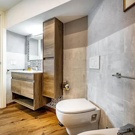 Roommo San Gallo Apartment Florence